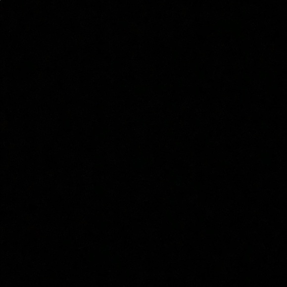 Meet your Posher, Danielle - Picture 1 of 1